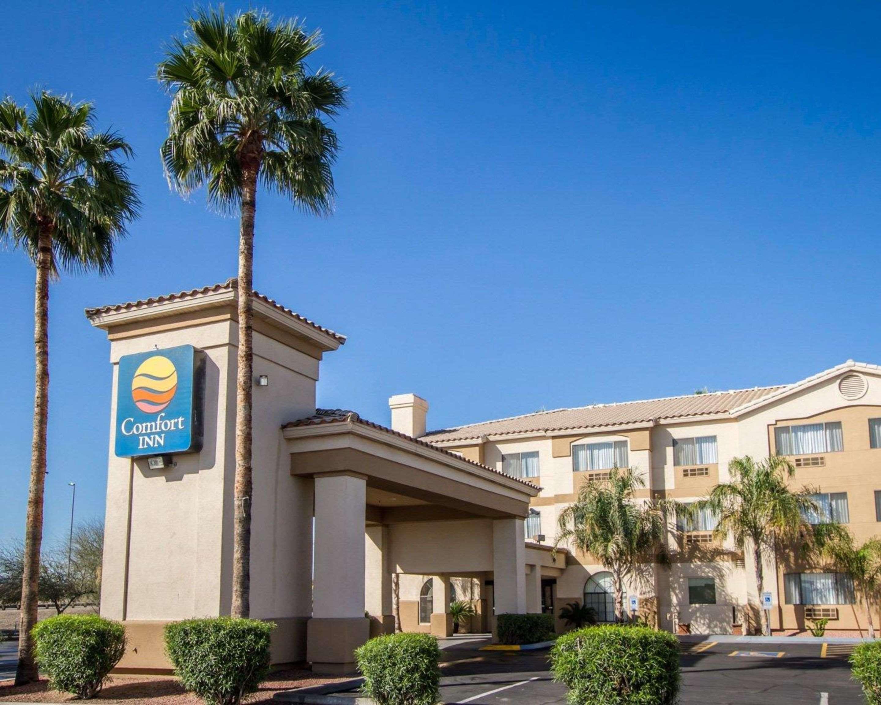 Comfort Inn West Phoenix At 27Th Ave And I-I0 Экстерьер фото