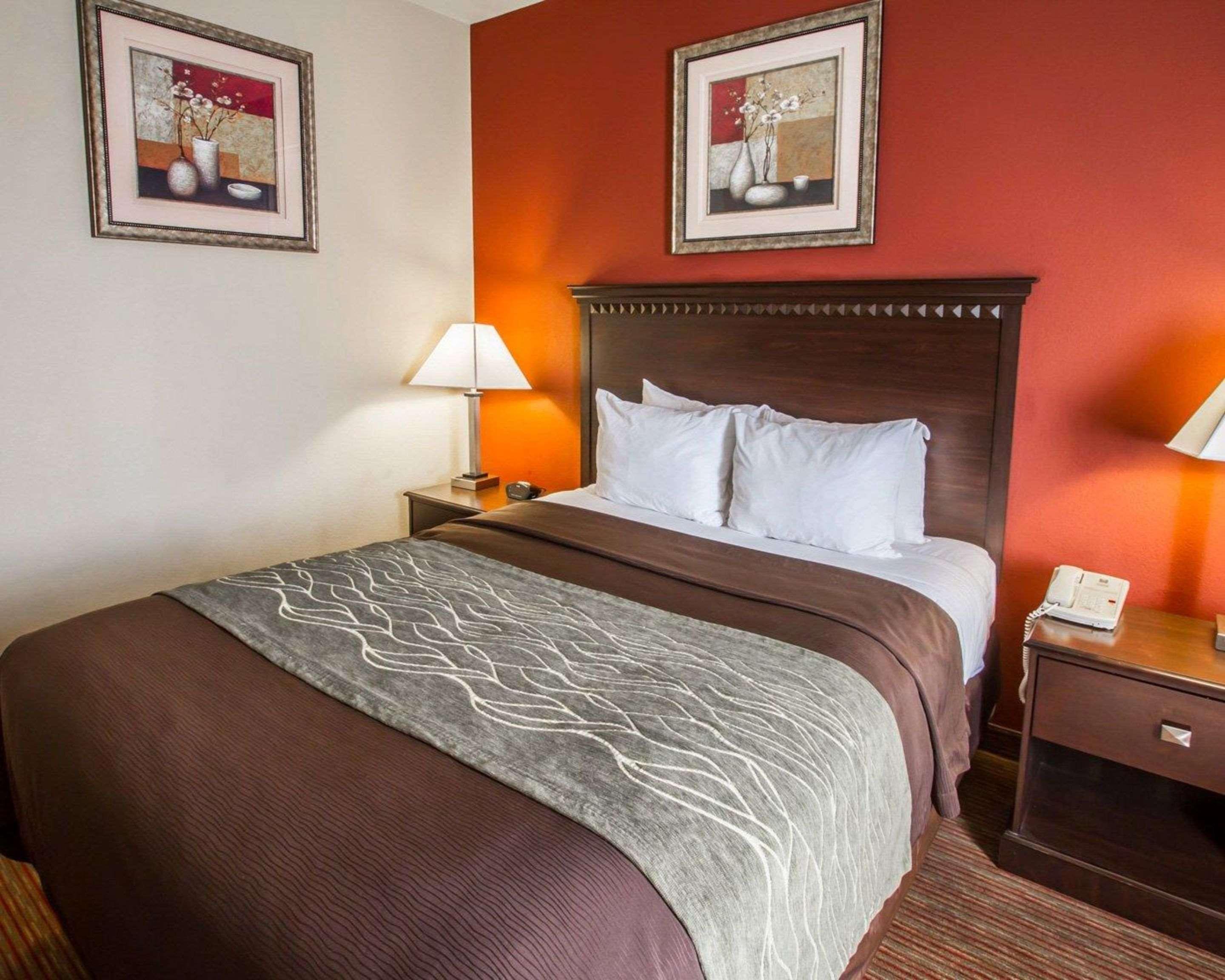 Comfort Inn West Phoenix At 27Th Ave And I-I0 Экстерьер фото