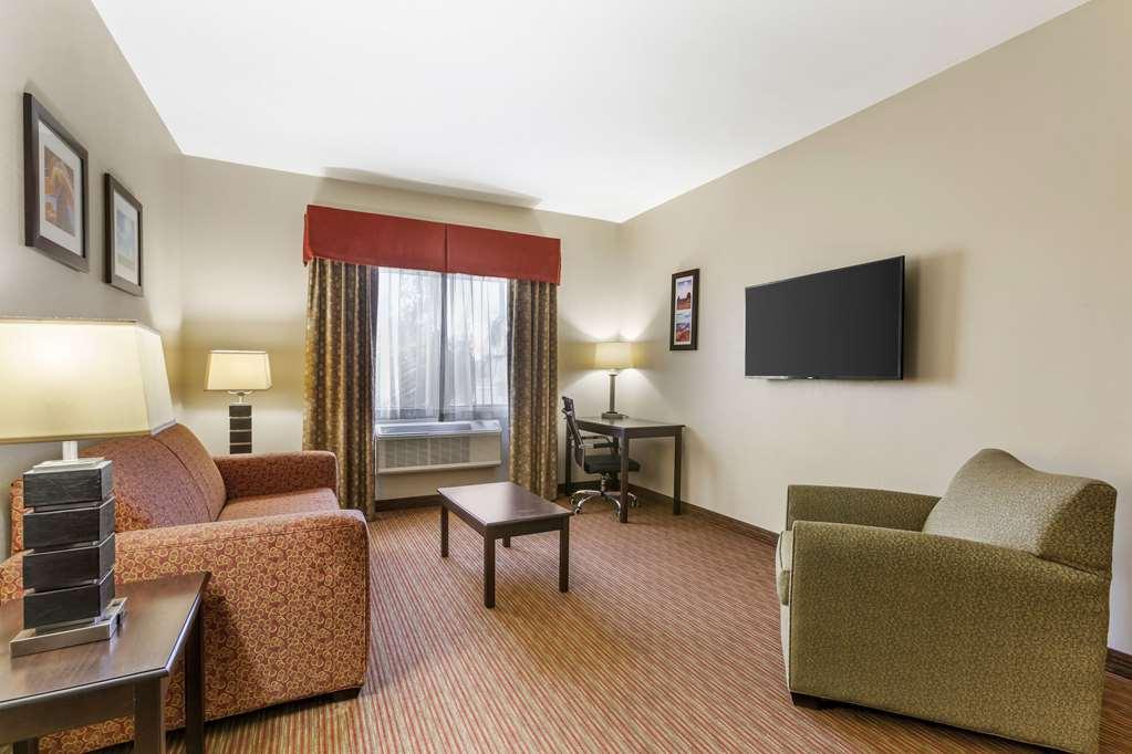 Comfort Inn West Phoenix At 27Th Ave And I-I0 Номер фото