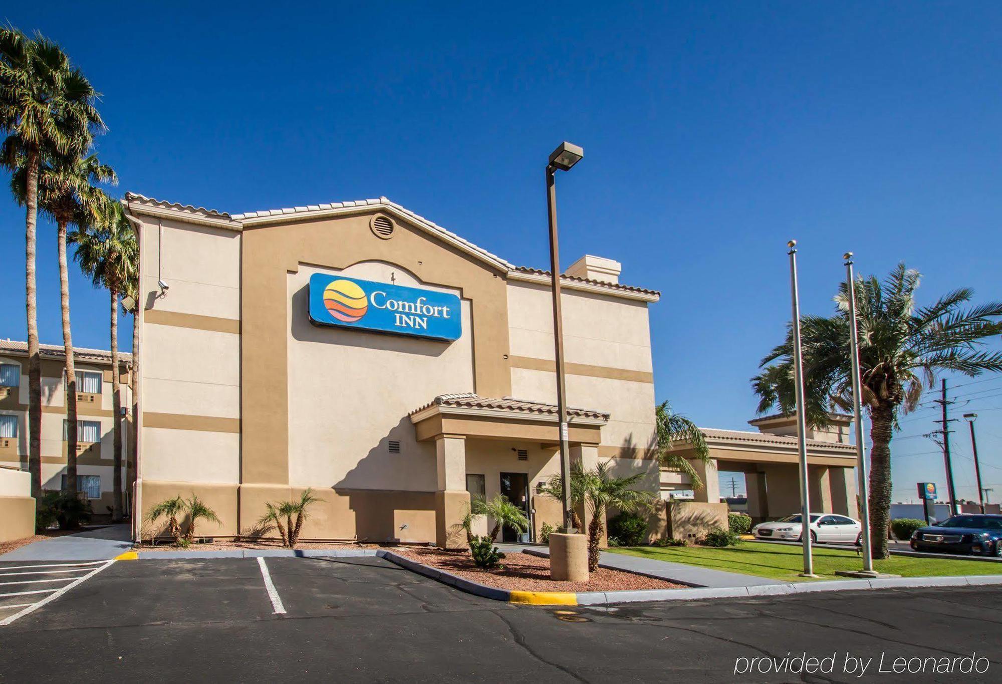 Comfort Inn West Phoenix At 27Th Ave And I-I0 Экстерьер фото