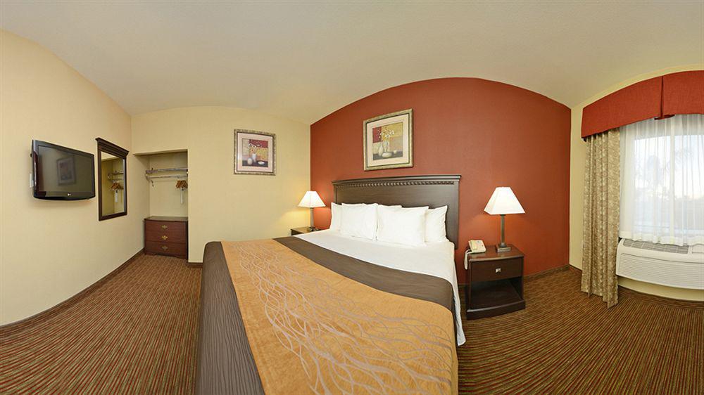 Comfort Inn West Phoenix At 27Th Ave And I-I0 Экстерьер фото